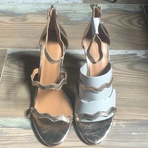Metallic crackle three strap scallop heels